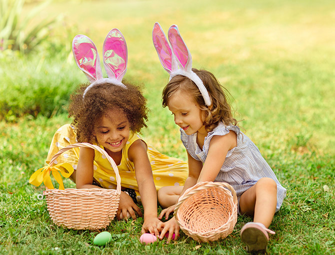 Easter egg hunt at the Easter Brunch at the Catamaran Resort